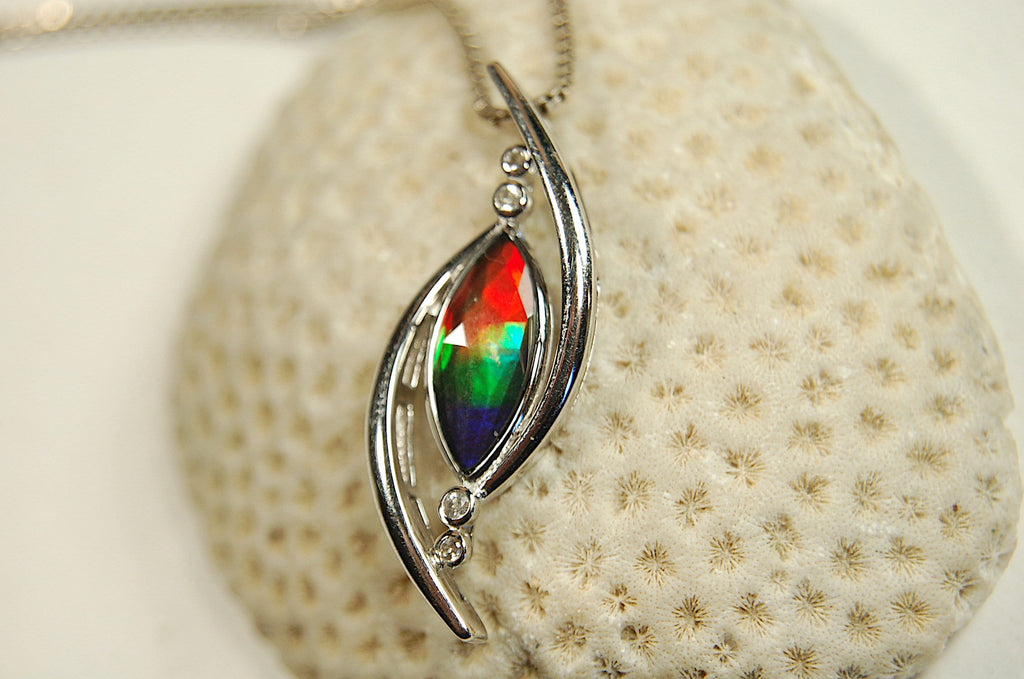 Unique Ammolite Jewelry Pendant Necklace from Canada.RARE Faceted four color gem.Perfect Gift.Bright changing colors. Elegant design 100613.