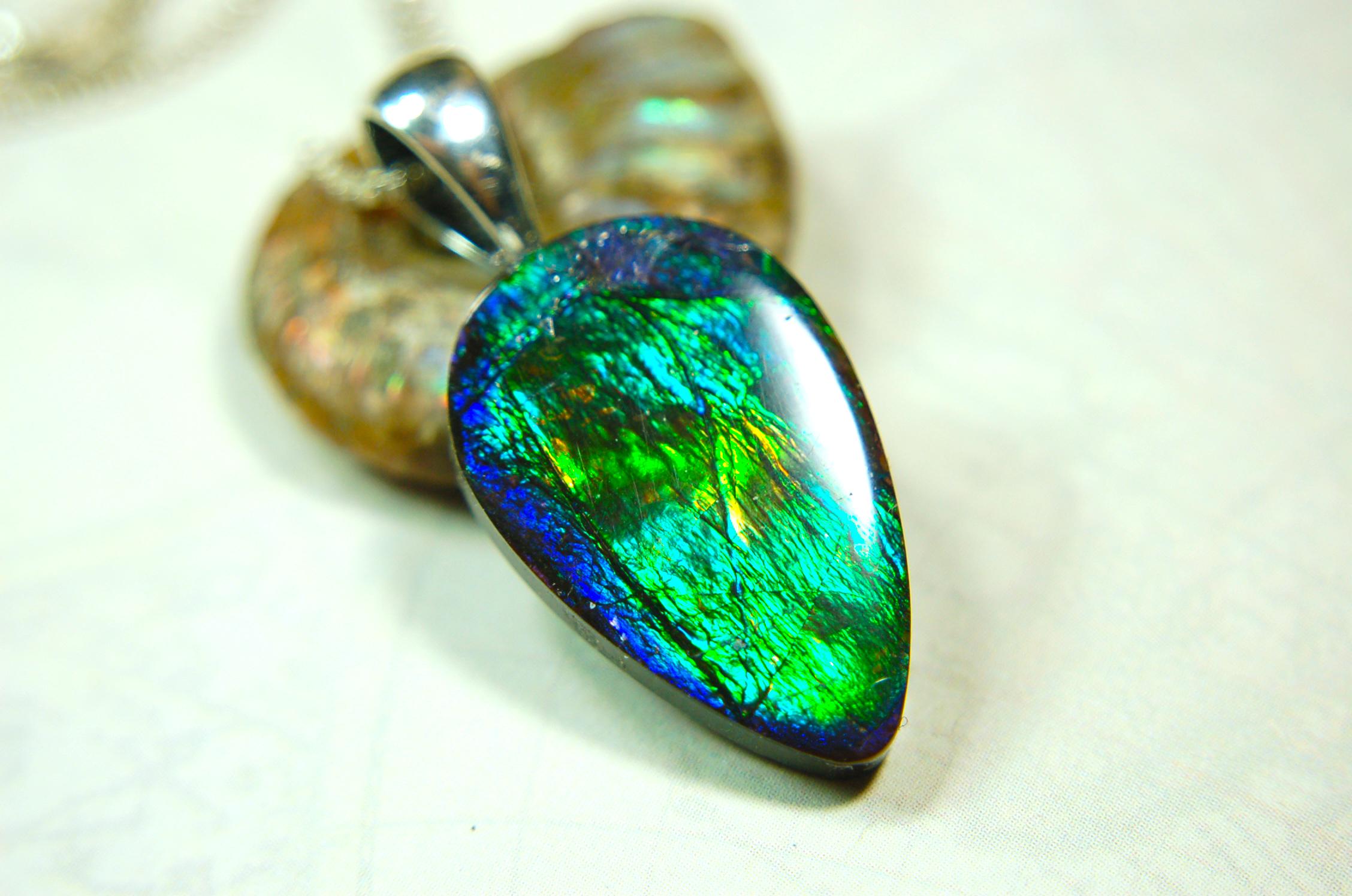Ammolite Pendant with Peacock Colors.Natural Ammolite Jewelry Cabochon with vibrant changing colors.The perfect gift.Unisex Jewelry.021415