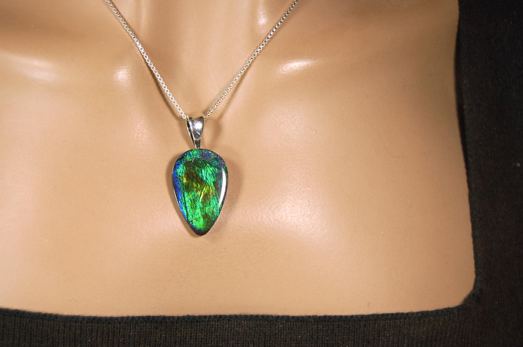 Ammolite Pendant with Peacock Colors.Natural Ammolite Jewelry Cabochon with vibrant changing colors.The perfect gift.Unisex Jewelry.021415
