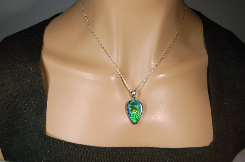 Ammolite Pendant with Peacock Colors.Natural Ammolite Jewelry Cabochon with vibrant changing colors.The perfect gift.Unisex Jewelry.021415