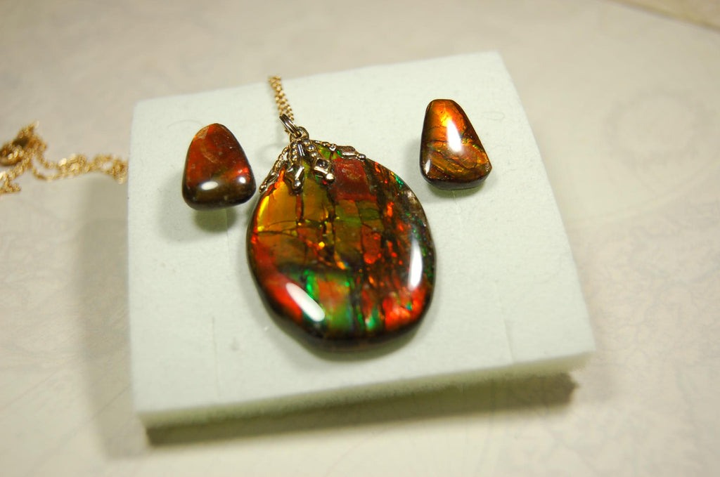 Ammolite Jewelry Set.Pendant and earrings of Natural Alberta Canada gemstones.Strong fashion statement.061516